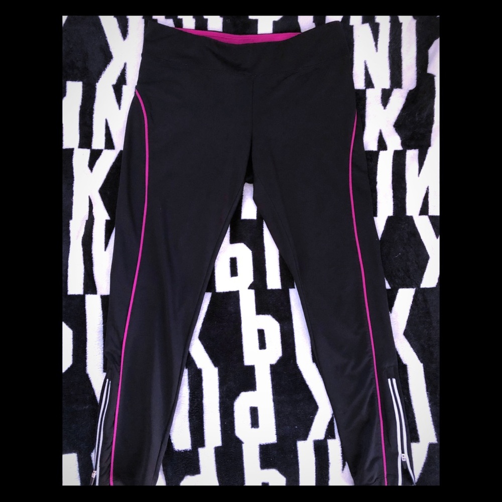 Jockey Leggings 🖤💗